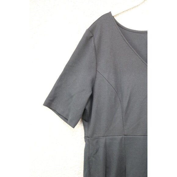 Vineyard Vines V Neck Black Dress-Size 16-Goth-Witchy-Back Zip - Picture 4 of 8